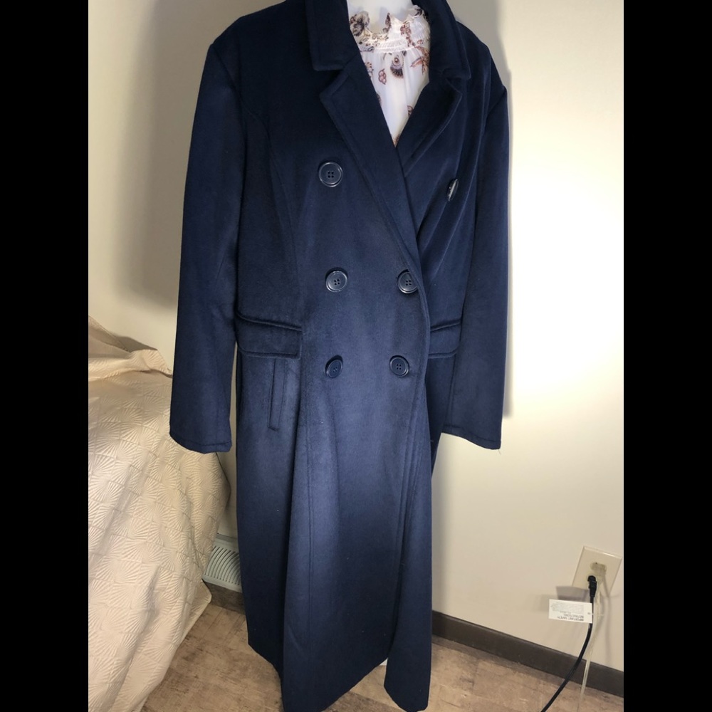 NY & COMPANY $229 GABRIELLE UNION NAVY COAT